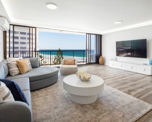 surfers-paradise-apartment-2-bedroom-deluxe-ocean-view-(2)