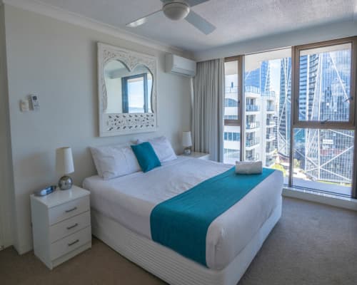 surfers-paradise-apartment-2-bedroom-superior-(3)